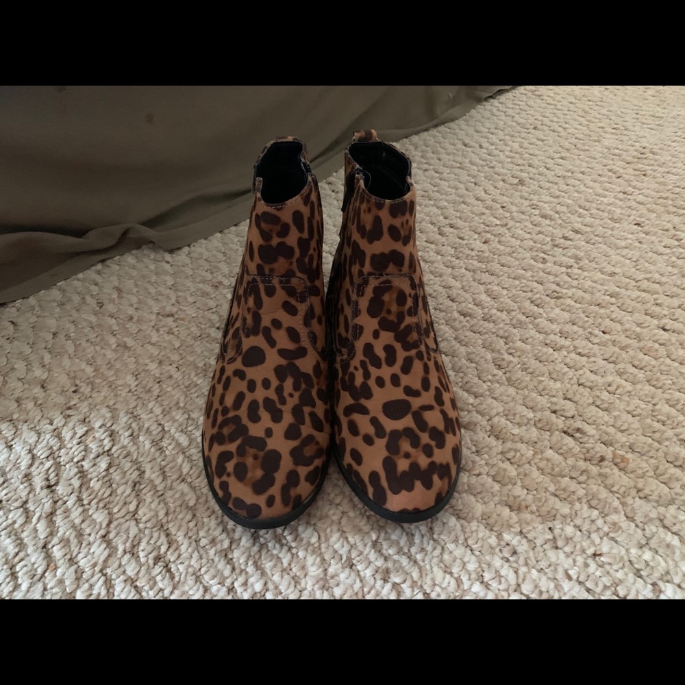 Shoes/ boots